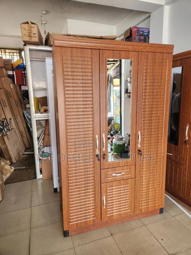 Three Doors Wardrobe ( Brown) · Photo 3