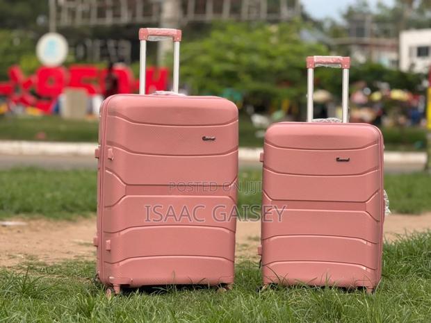 Concord Unisex Anticrake Luggages in Large and Medium Sizes · Photo 1