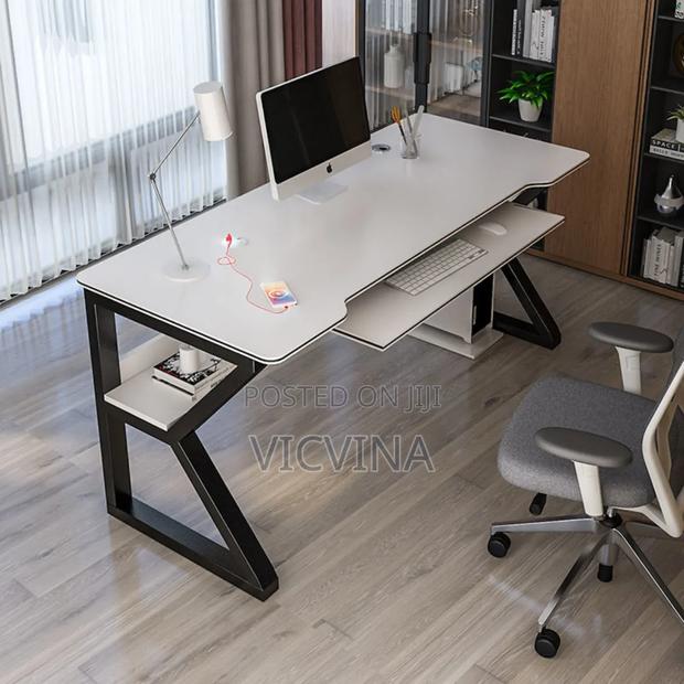 Gaming / Studio/Office Desk With Book and Keyboard Shelves photo 3