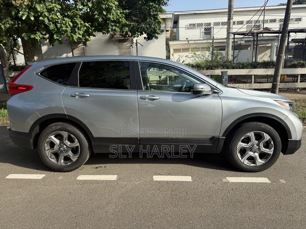 Honda CR-V EX-L FWD 2019 Silver photo 3