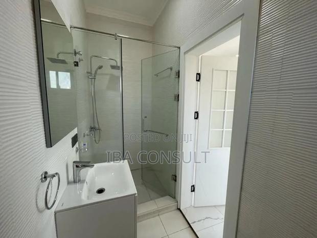 3bdrm Townhouse/Terrace In East Airport, Spintex For Sale