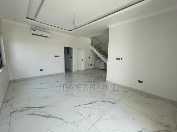 3bdrm Townhouse/Terrace In East Airport, Spintex For Sale