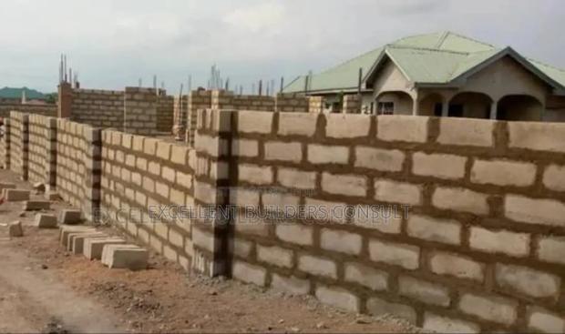 Wall Construction and Fencing · Photo 4