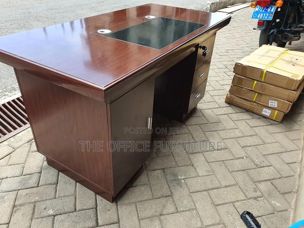 Executive Desk (140cm) Standard · Photo 4