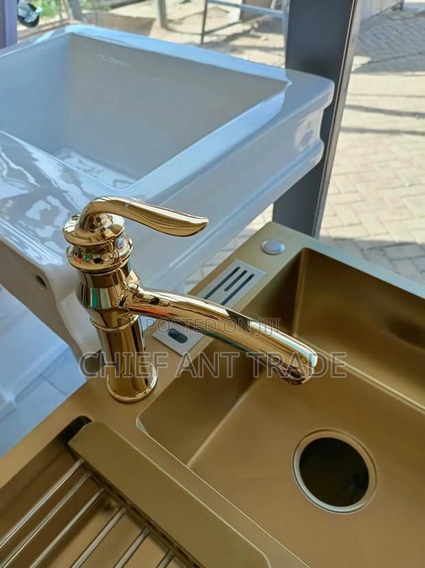 Basin Tap Faucet Gold Ne896a · Photo 4