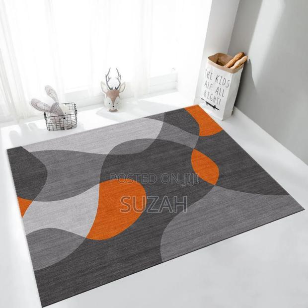 Modern Living Room Carpet · Photo 2