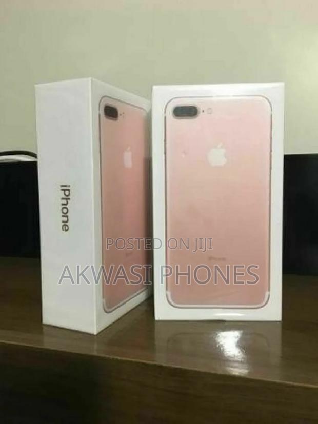 New Apple iPhone 7 Plus 128 GB Gold photo 2