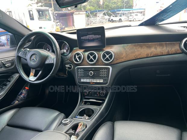 Mercedes-Benz CLA-Class 2018 Black