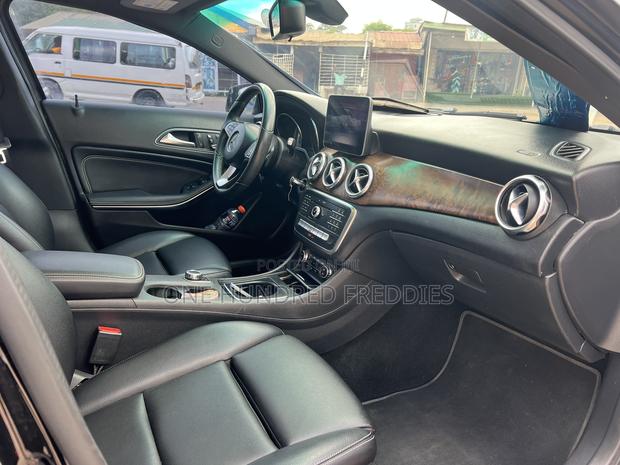 Mercedes-Benz CLA-Class 2018 Black