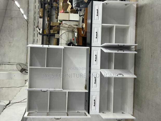 Kitchen Cabinet 723