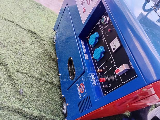 Reliable 10kva Perkins Generator 50hz Uk Made Silent · Photo 2