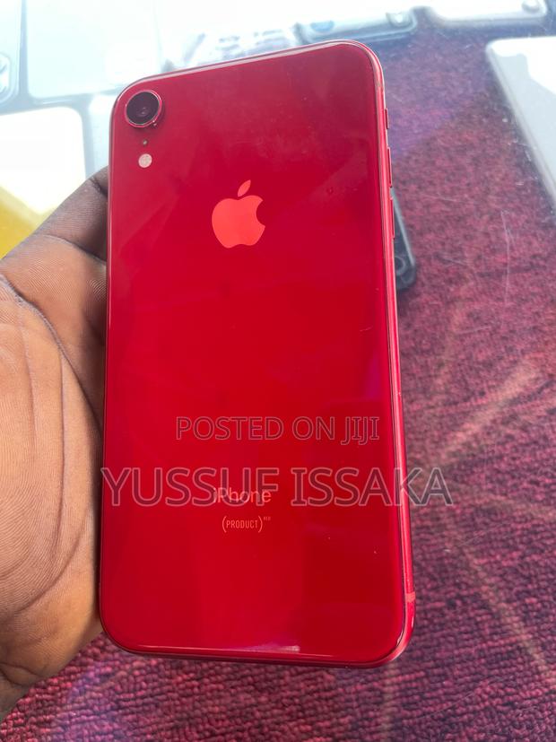 Apple iPhone XR 128 GB Red