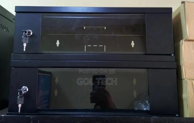 3u Rack Cabinet for Network and CCTV 520x350x180 · Photo 3
