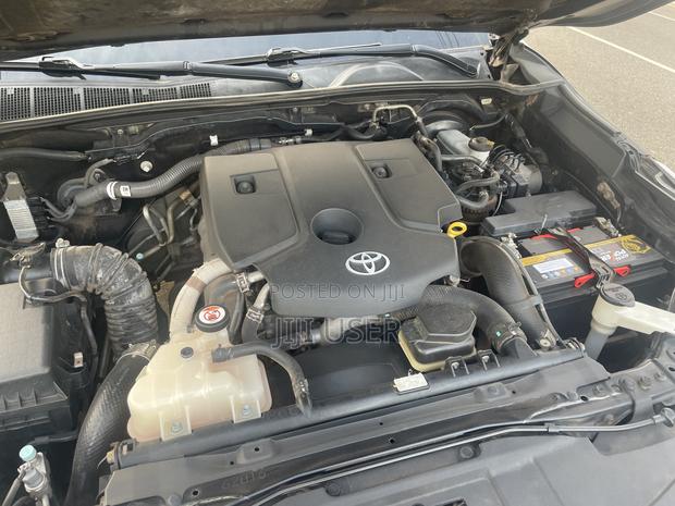 Toyota Fortuner 2.4 D RWD 2021 Black