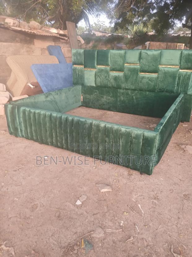 Affordable King Size Bed · Photo 2