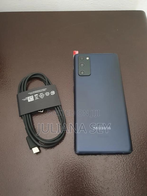 New Samsung Galaxy S20 FE 128 GB Blue