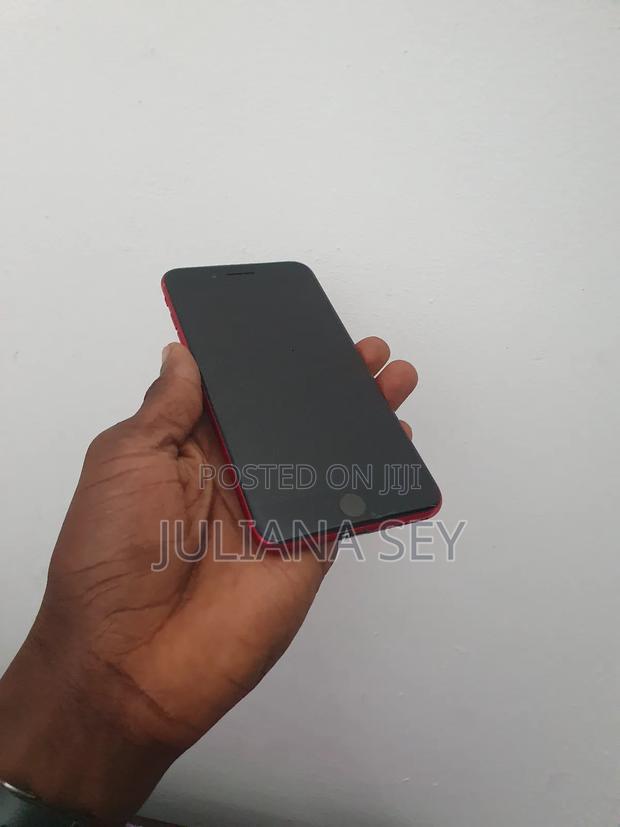 New Apple iPhone 8 Plus 256 GB Red photo 2