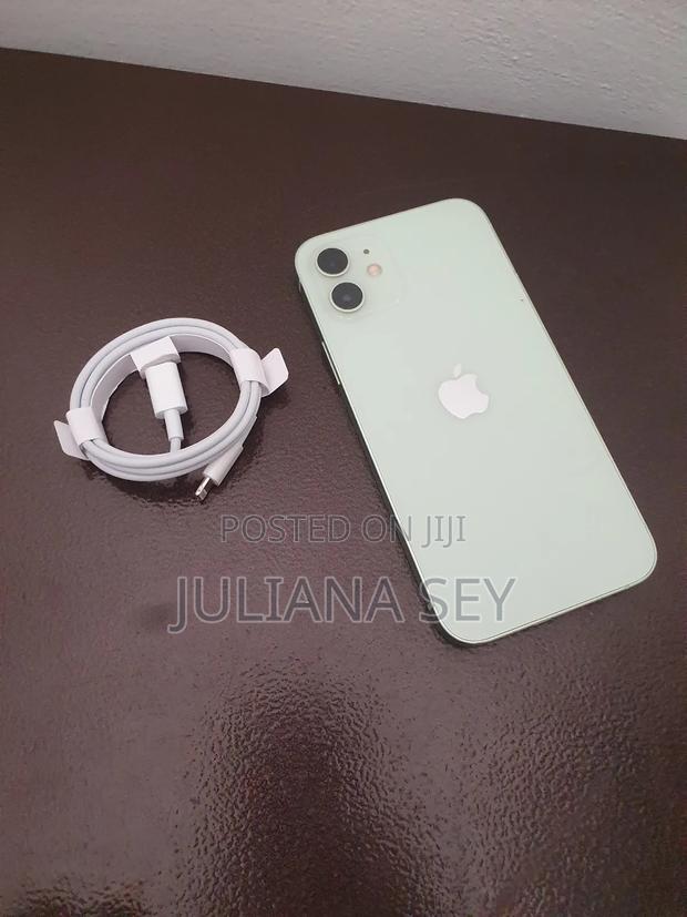 New Apple iPhone 12 256 GB White photo 2