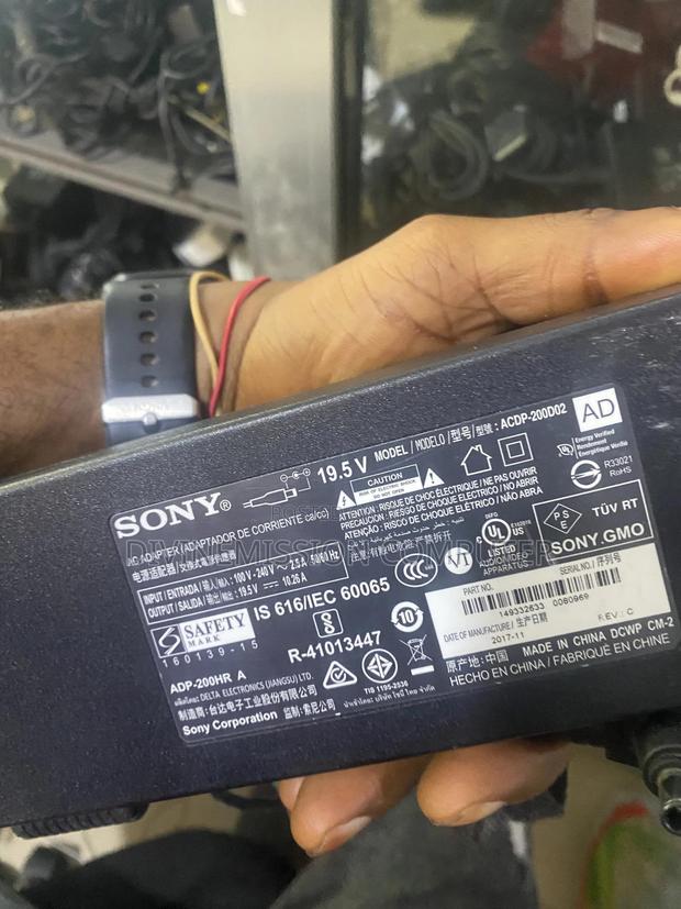 Sony Tv Adapter/Charger 19.5v10.26a