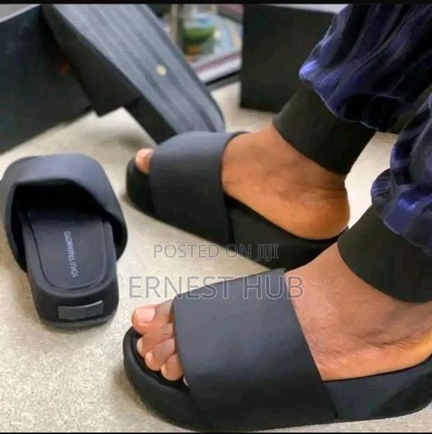 Original Y -3 Slippers · Photo 3