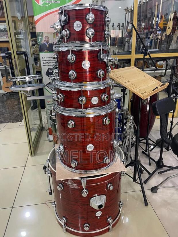 Dw High Grade 5-Piece Complete Drumset · Photo 2