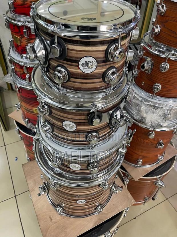 Dw High Grade 5-Piece Complete Drumset · Photo 4