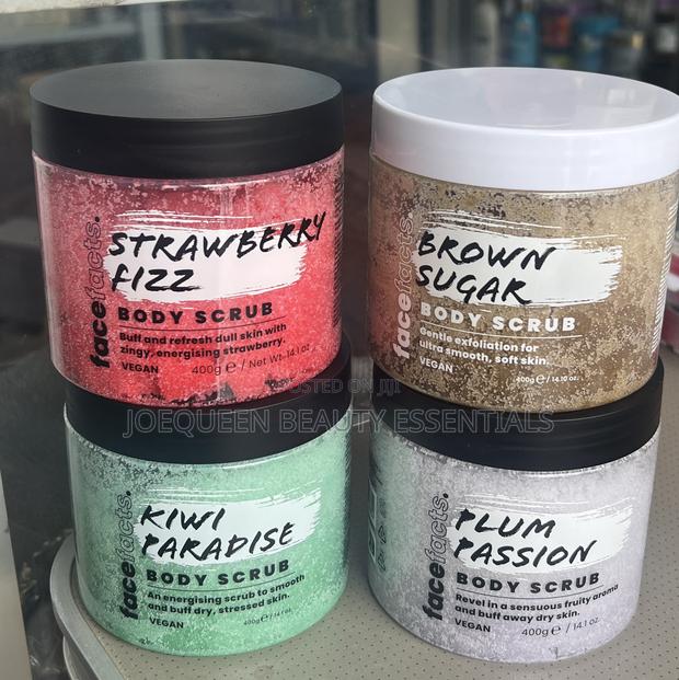 Face Facts Body Scrub · Photo 2