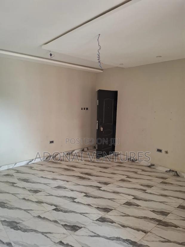 2bdrm Apartment in Santasi Trede, Kumasi Metropolitan for rent · Photo 3