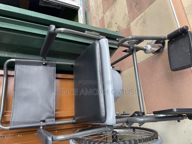 German Commode Wheelchair Standard · Photo 4