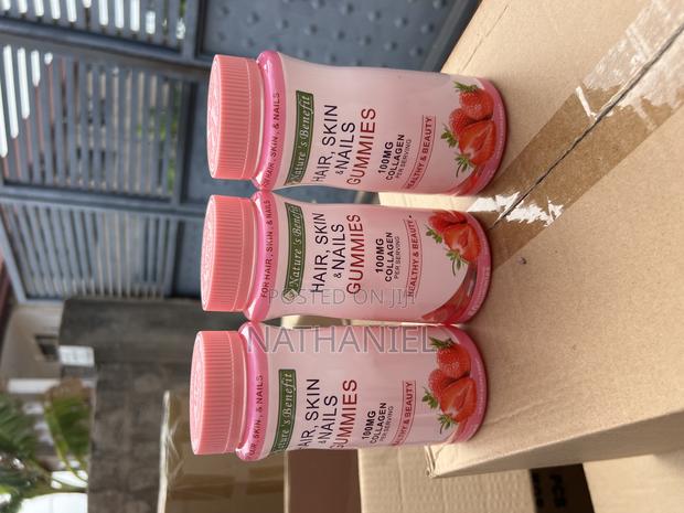 Strawberry Sweet. Seriously Smart Biotin · Photo 1
