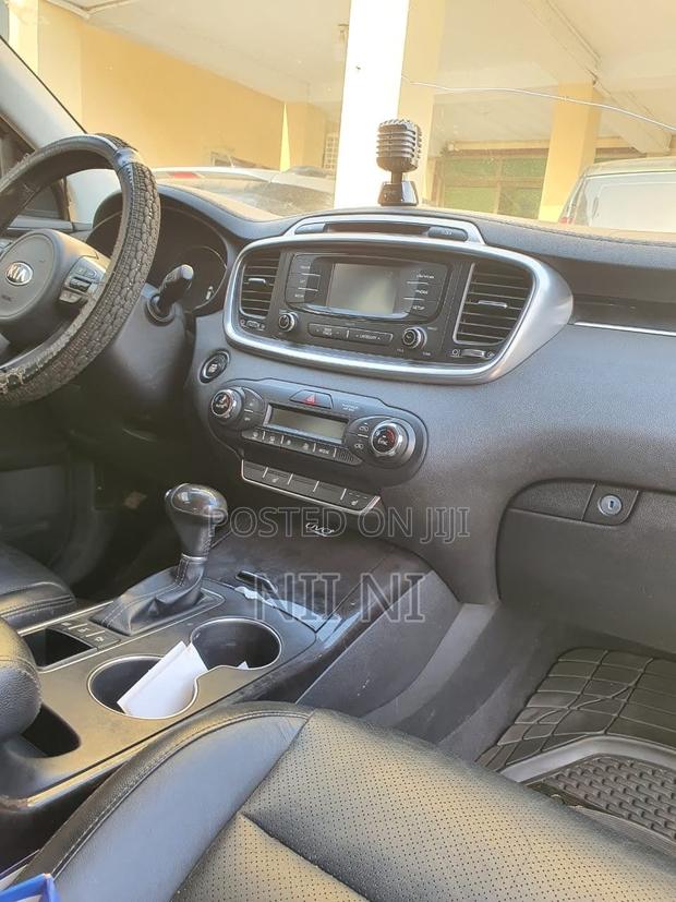 Kia Sorento 4dr SUV 2016 photo 5