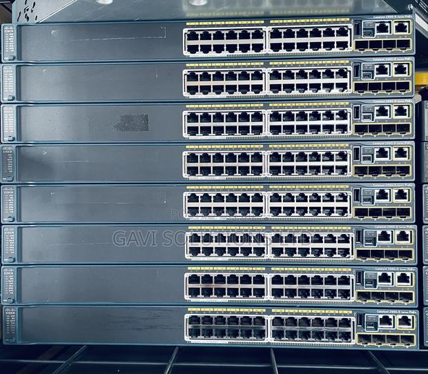 Cisco Catalyst 2960s 24port Poe+ photo 3
