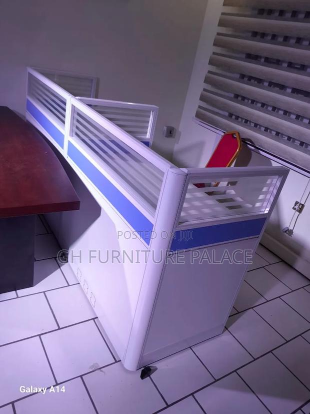 Workstation Desk for Sale · Photo 2