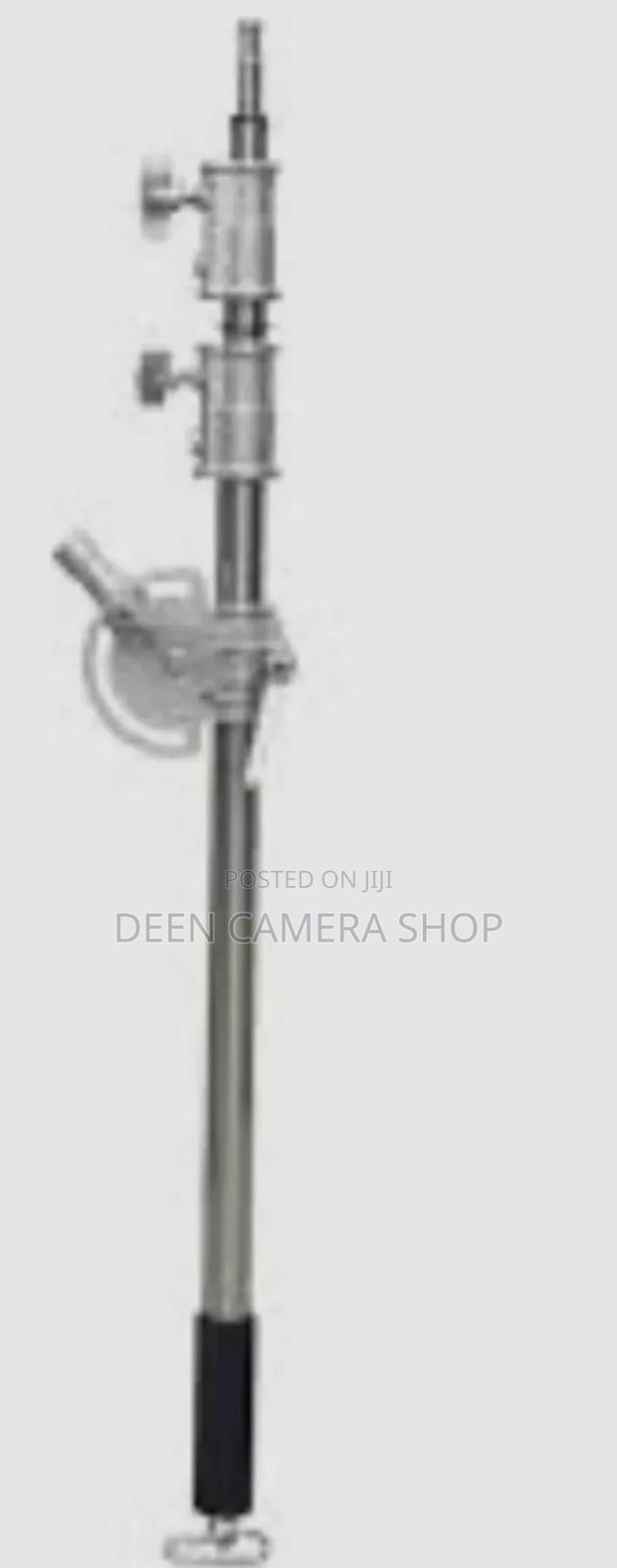 Silver C2 Stand · Photo 2