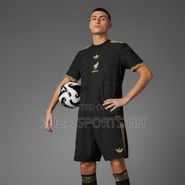 Mexico 2025 Adidas Gold Jersey