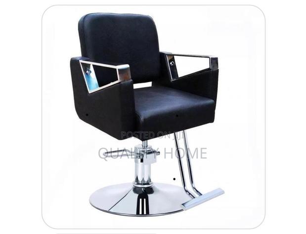Barbering Chair/ Salon Chair · Photo 3