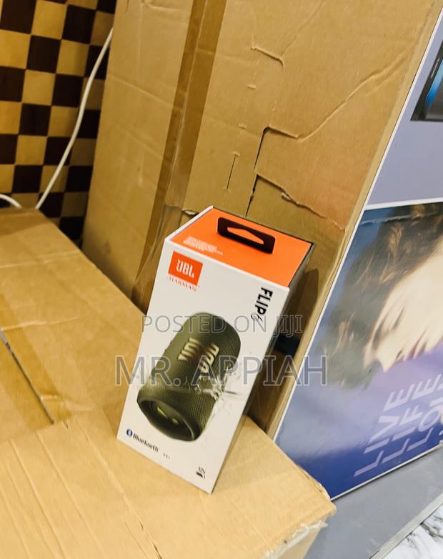 Excellent JBL Flip 6 Wireless Bluetooth Speaker(Green) · Photo 2