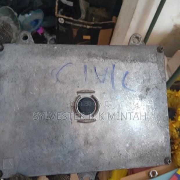 Honda Civic Control Board (9d Code) photo 2