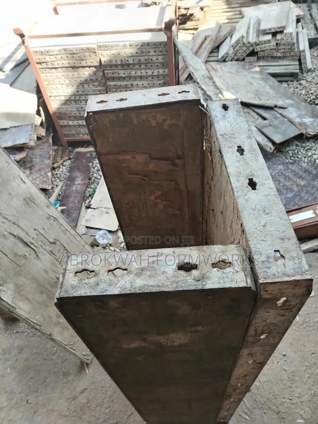 Retaining Wall Formwork/Tank photo 2