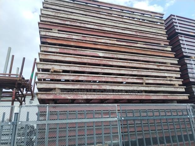Retaining Wall Formwork/Tank photo 4