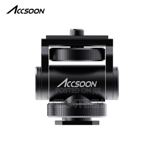 Accsoon 1/4" Multi-Directional Cold Shoe Mount Adapter · Photo 3