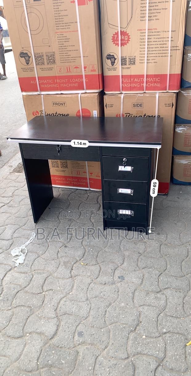 Office Desk— With Drawers · Photo 4