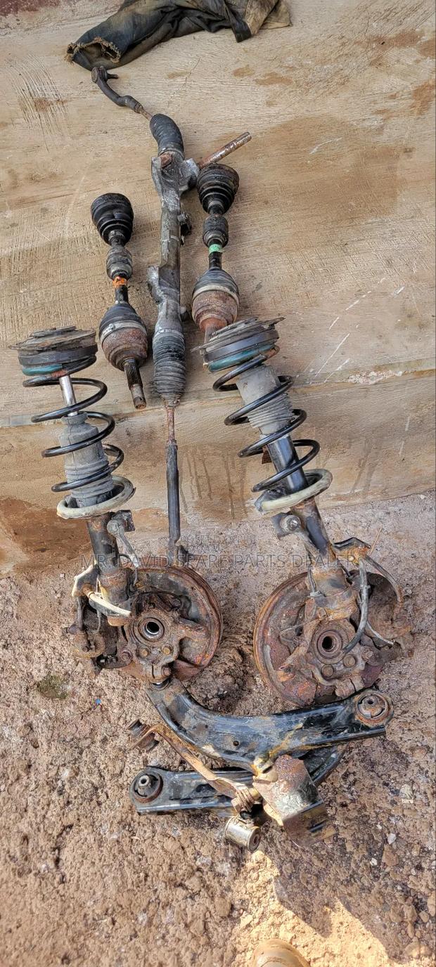 Nissan Versa Spare Parts photo 2