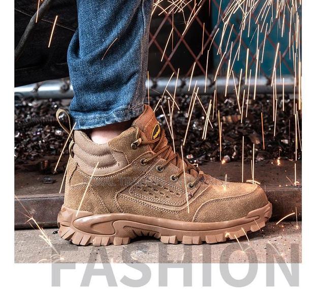 Safety Shoe photo 2