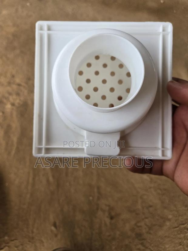 Open Plastic Floor Drain · Photo 3