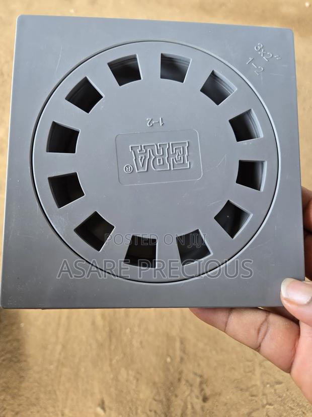 Era Plastic Floor Drain · Photo 3