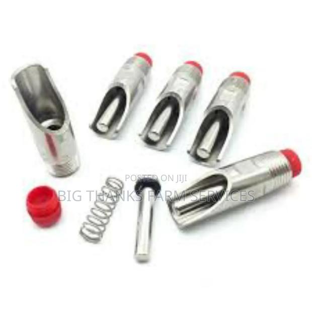 Pig Nipple Drinkers, Metal · Photo 2