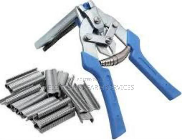 Wire Mesh Pliers/Stapler(Standard) · Photo 2