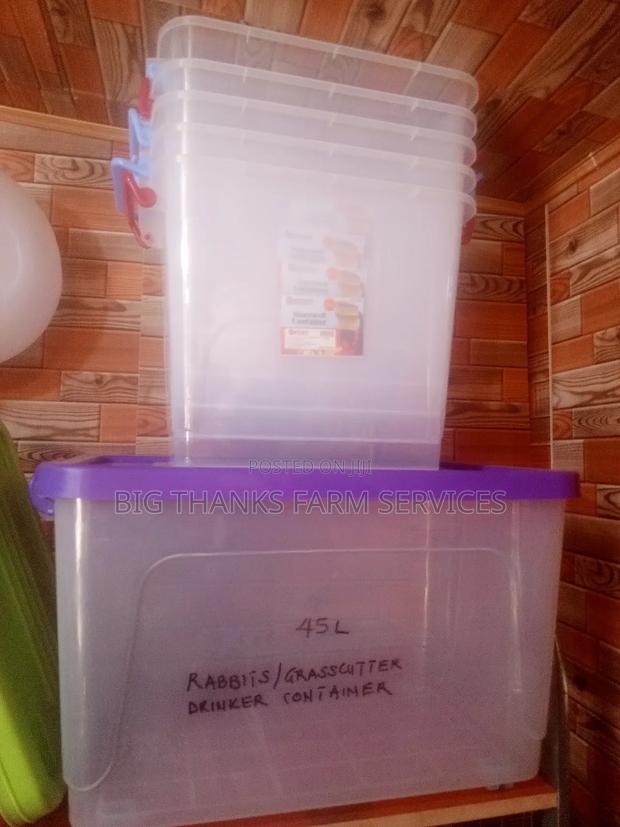 Rabbit/Poultry Main Automatic Drinker Basin · Photo 2