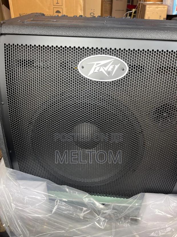 Peavey Kb4 3channels Keyboard Combo · Photo 1